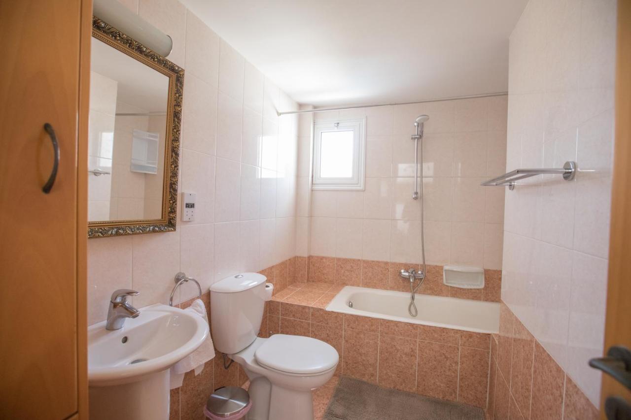 Elite Luxury Villa Paralimni Esterno foto